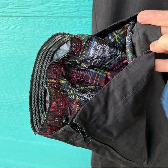 BODY GLOVE SNOWBOARD PANTS SIZE MEDIUM 34” ADJUSTABLE WAIST BLACK - Picture 9 of 11